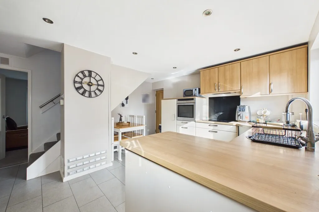 Chambers Close, Kendal, LA9, photo 5