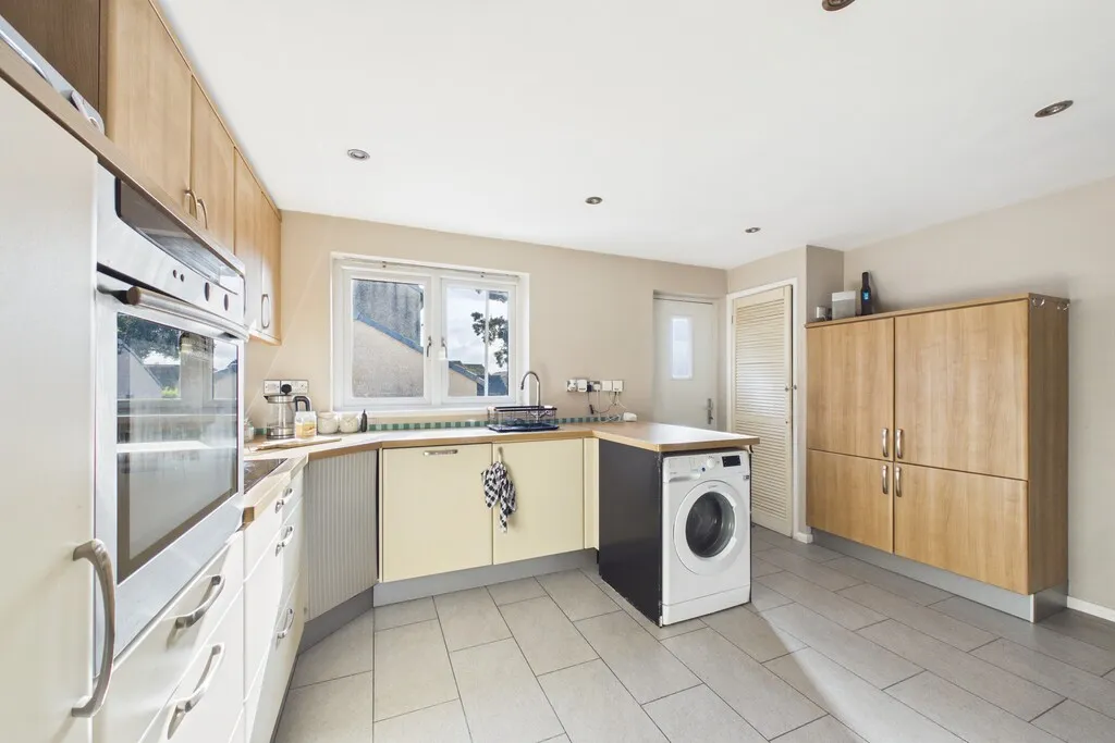 Chambers Close, Kendal, LA9, photo 18