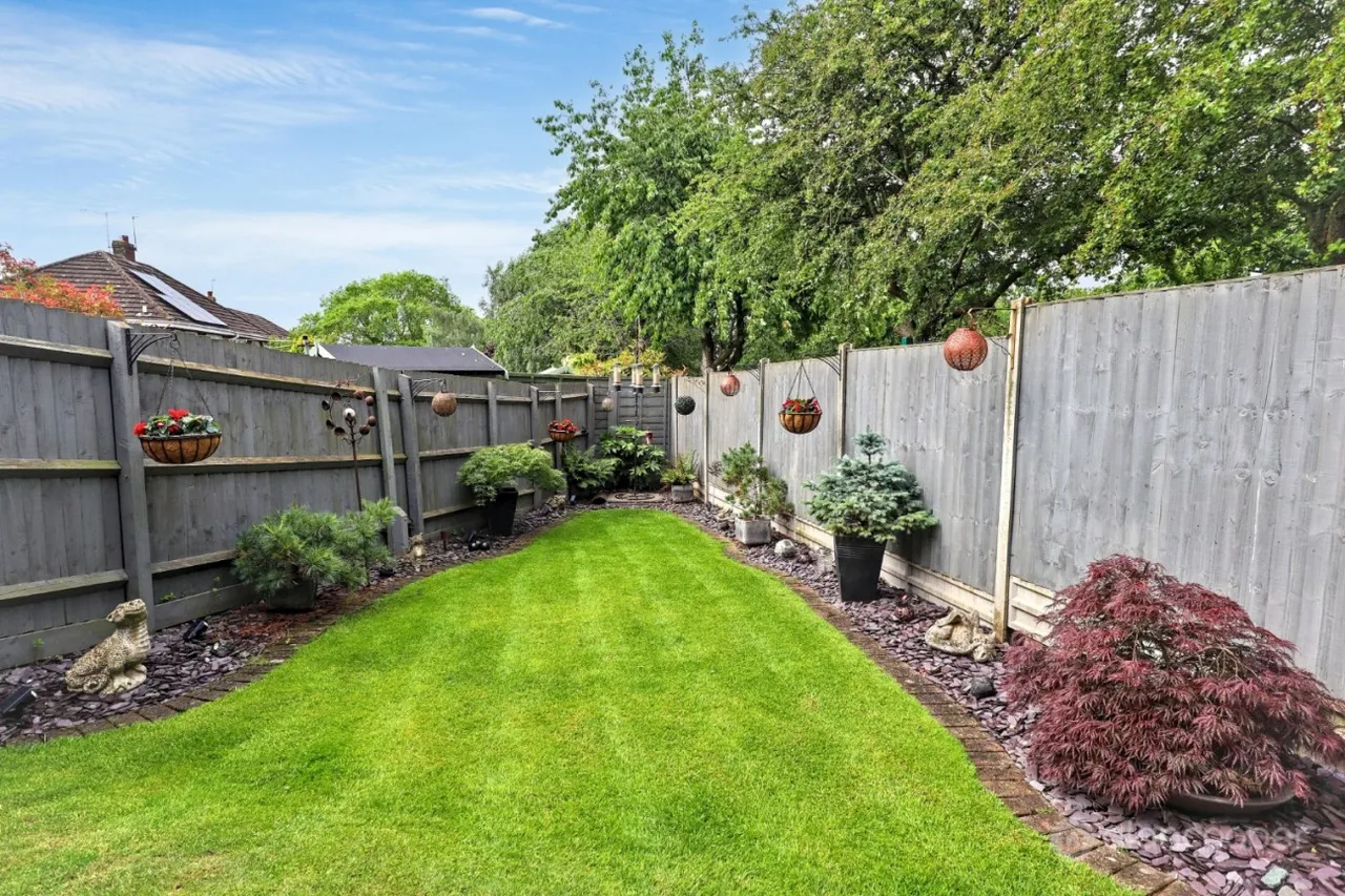 Milby Drive, St Nicolas Park, CV11, photo 25