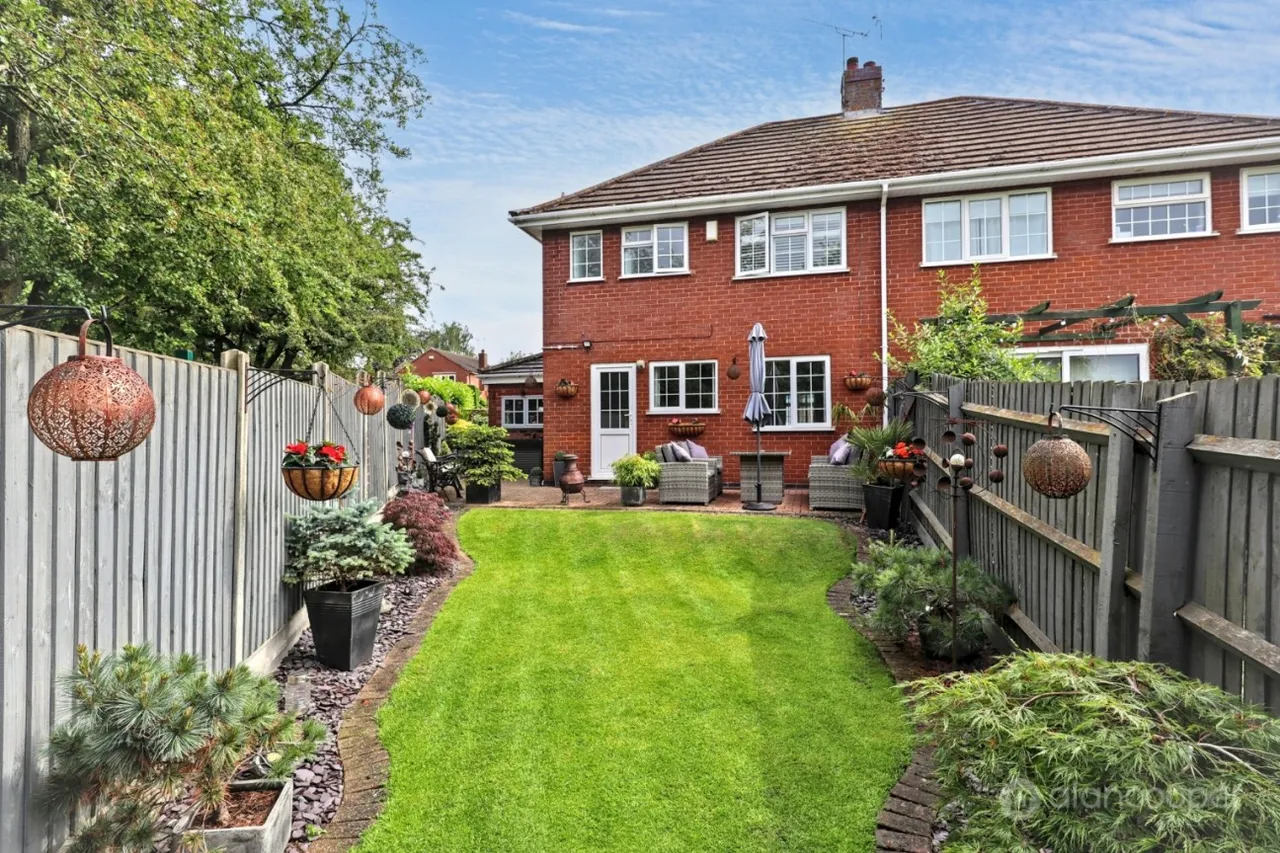 Milby Drive, St Nicolas Park, CV11, photo 26