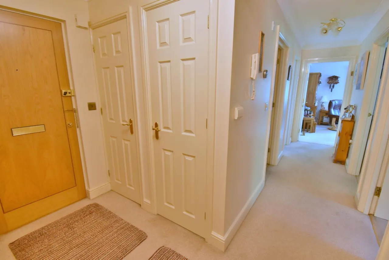 The Ferns, BH22, photo 12