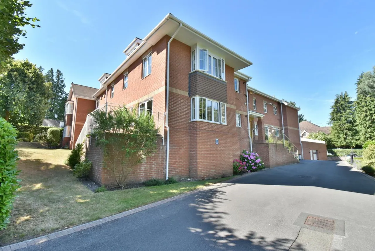 The Ferns, BH22, photo 20