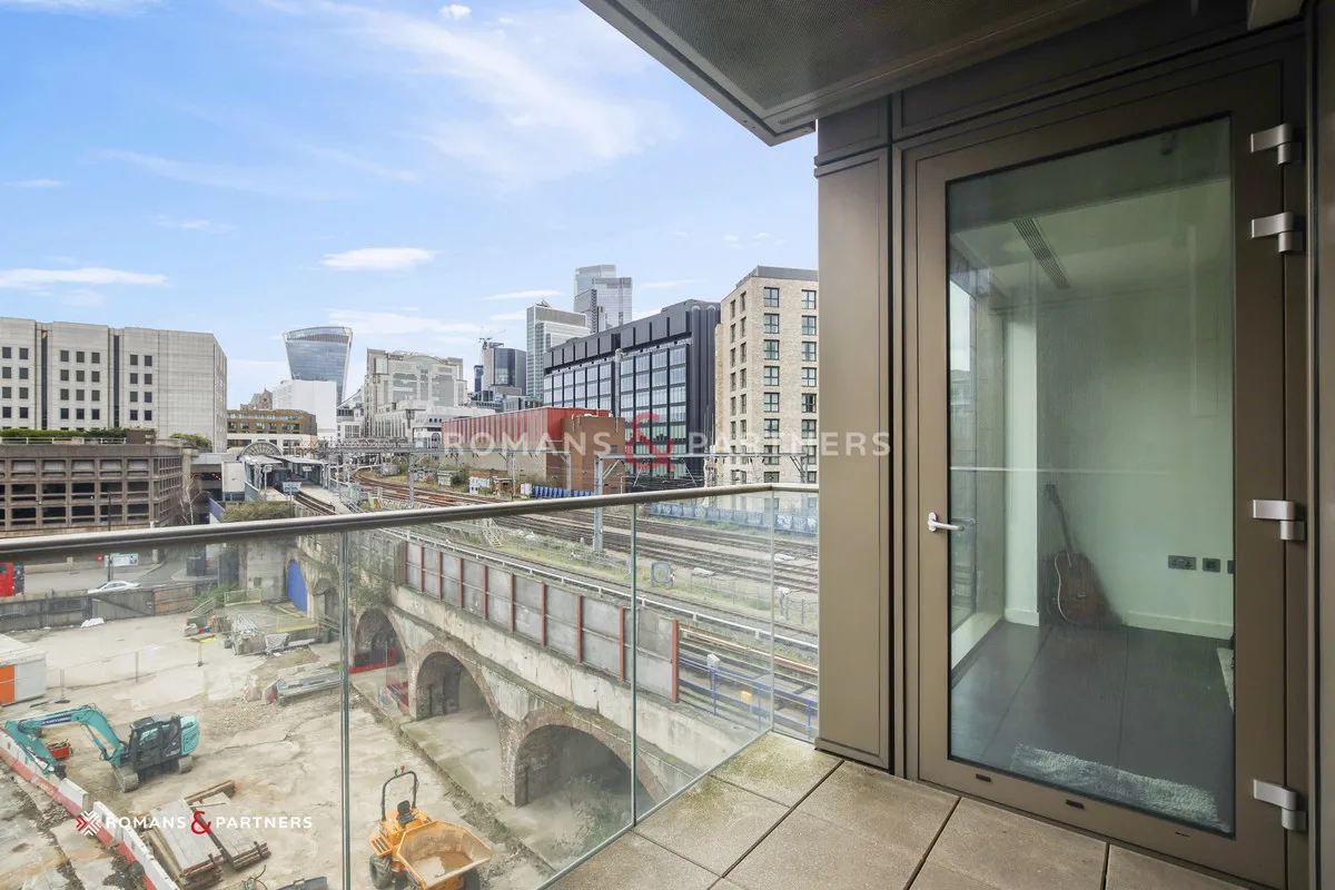 Royal Mint Gardens, Tower Hill, E1, photo 11