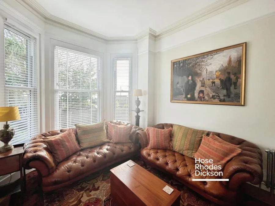 Southgrove Road, Ventnor, PO38, photo 9