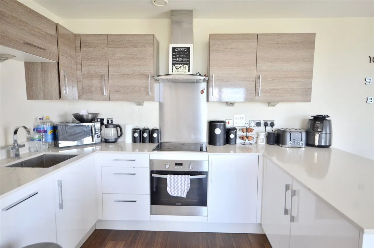 Pearl Lane, Gillingham, Kent, ME7, photo 6