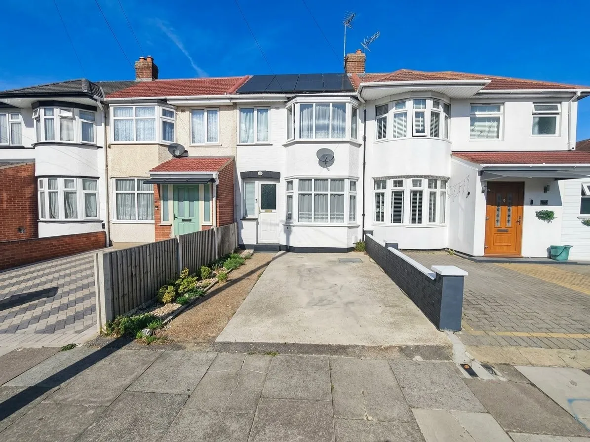2 bed house for sale, Devonshire Road, Southall, UB1