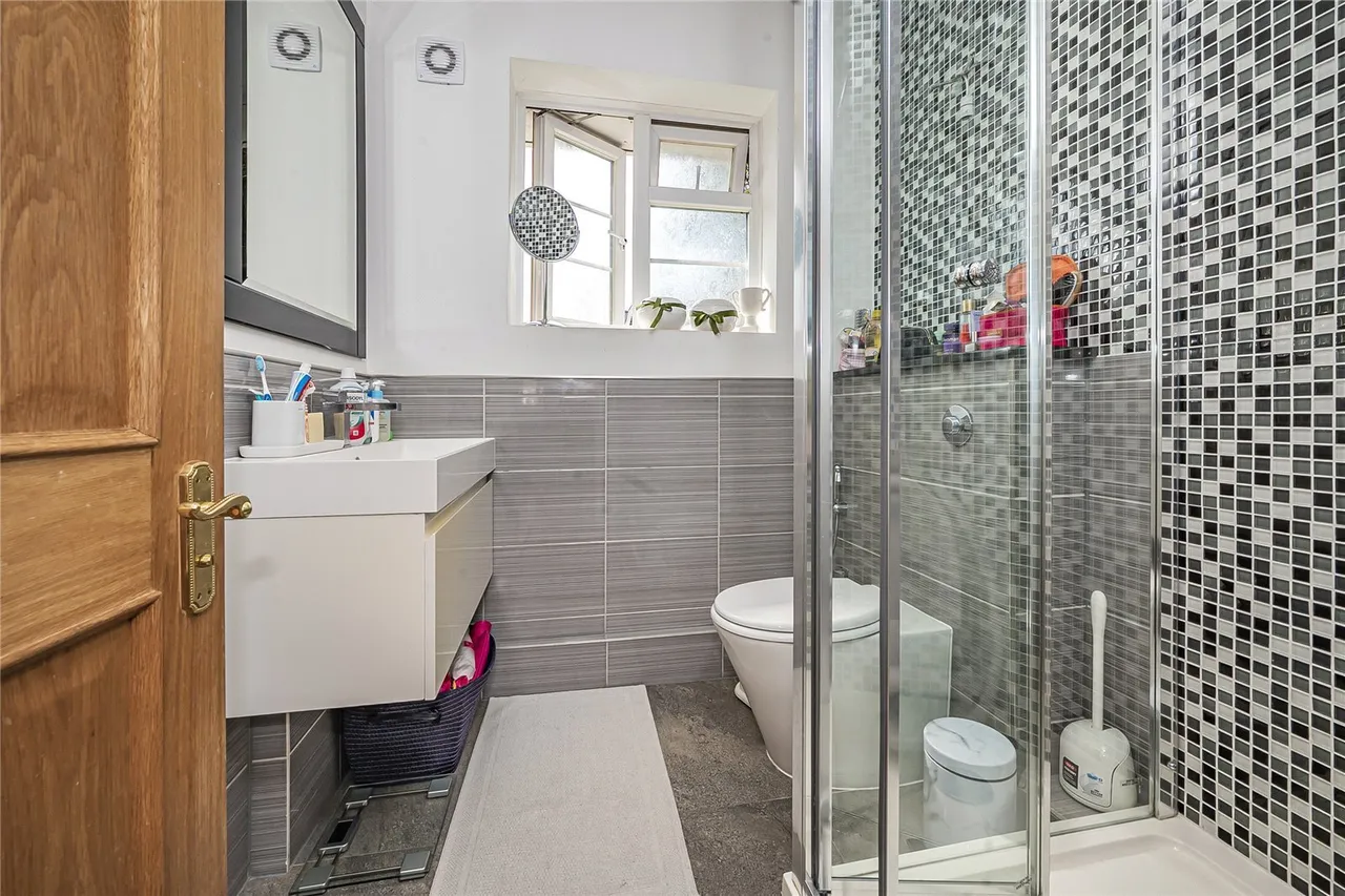 Derby Road, London, SW14, photo 6