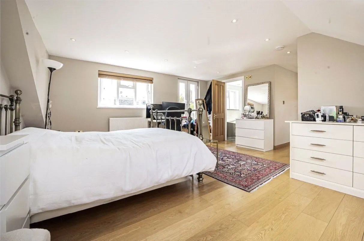 Derby Road, London, SW14, photo 3