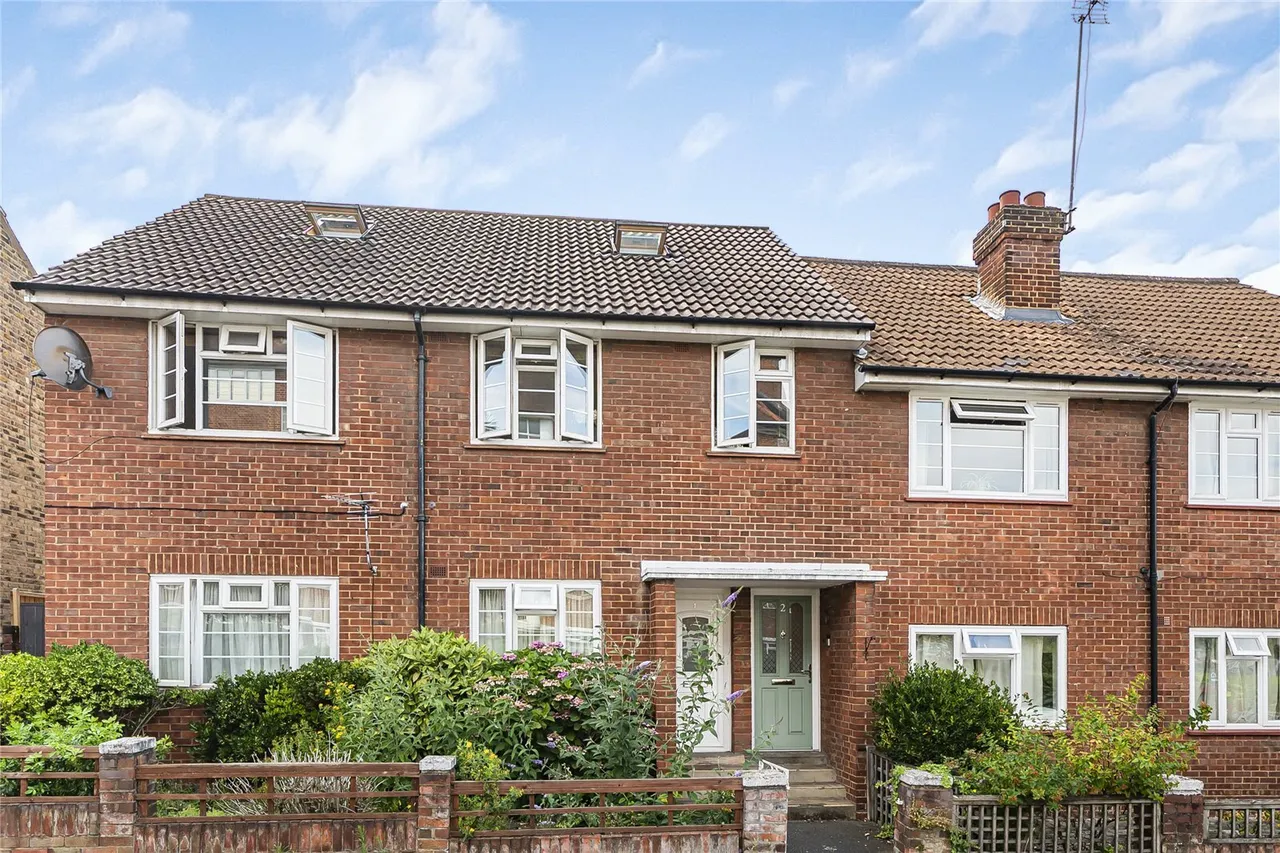 Derby Road, London, SW14, photo 12