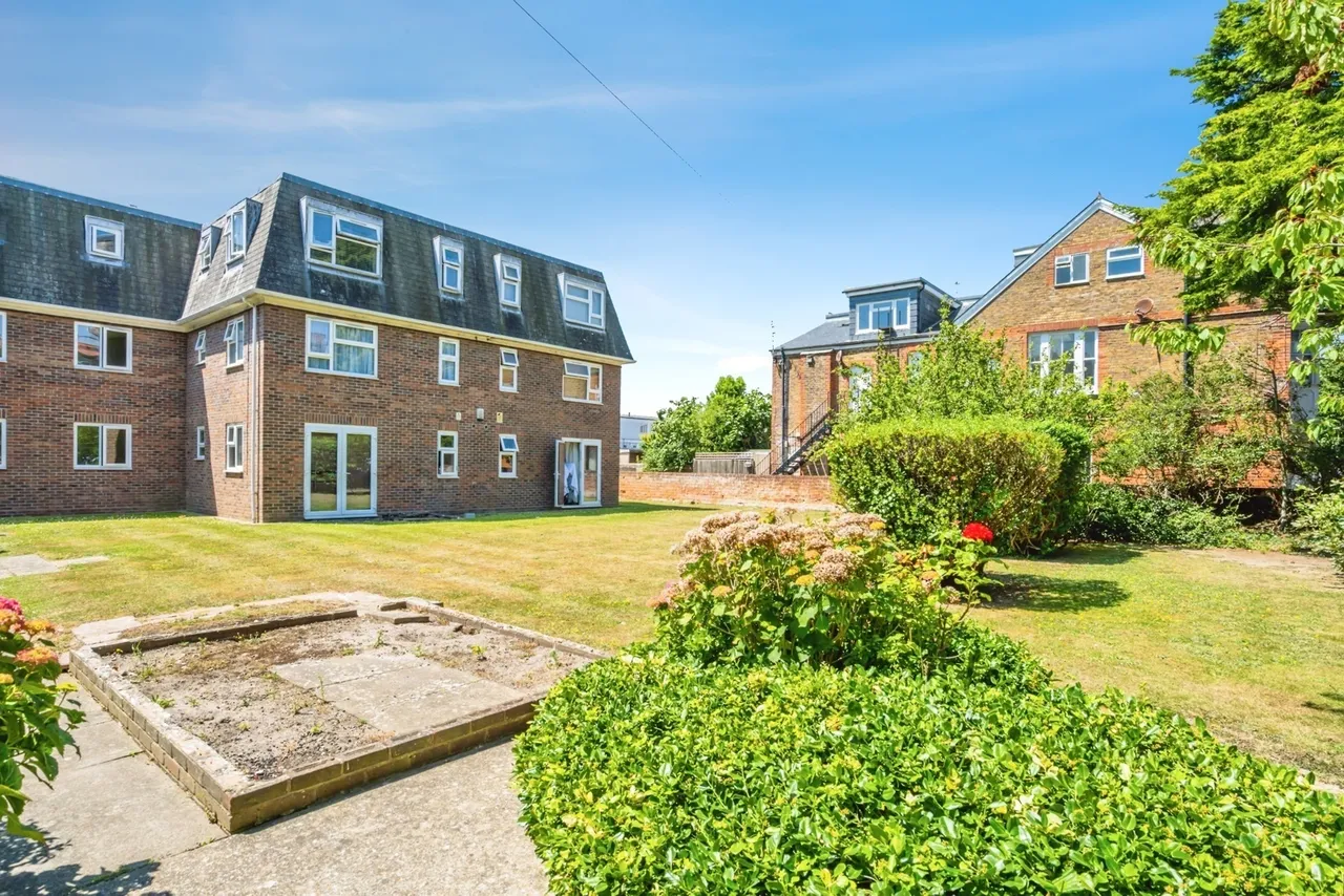 Richmond Avenue, Bognor Regis, PO21, photo 15