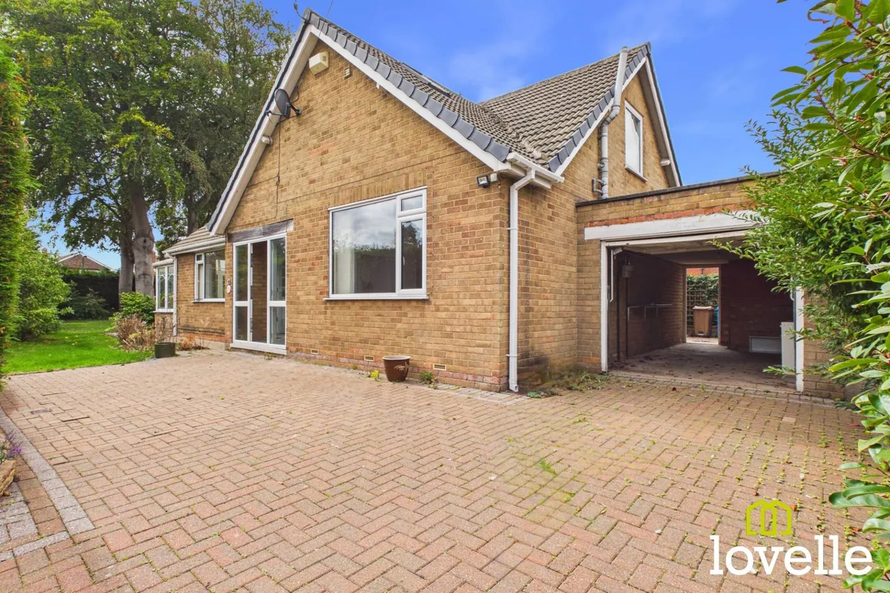 4 bed house for sale, Winston Drive, Cottingham, HU16
