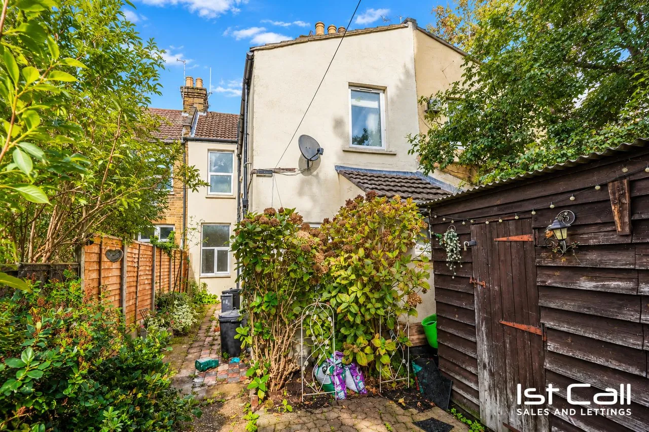 Hillcrest Road, Southend-On-Sea, photo 11