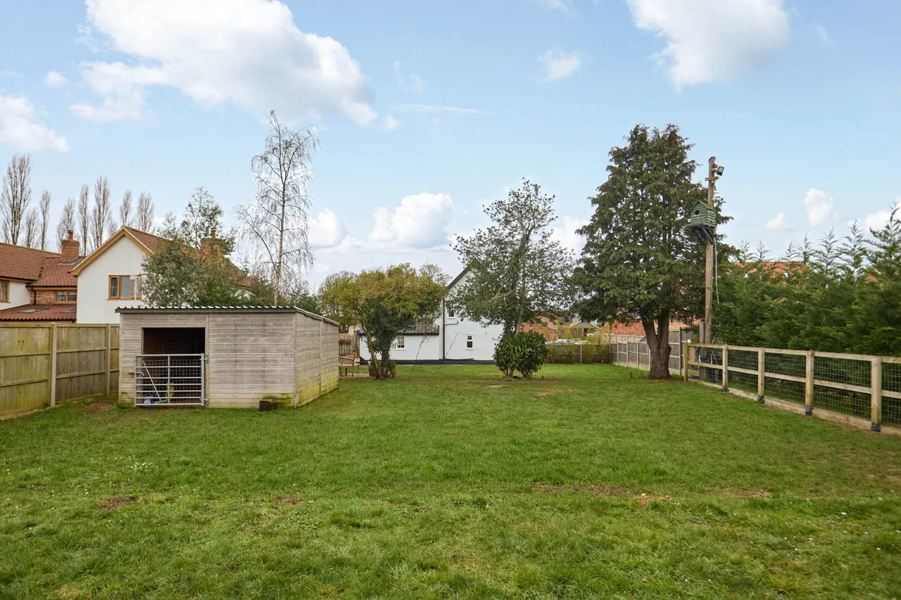 Long Street, Great Ellingham, NR17, photo 22