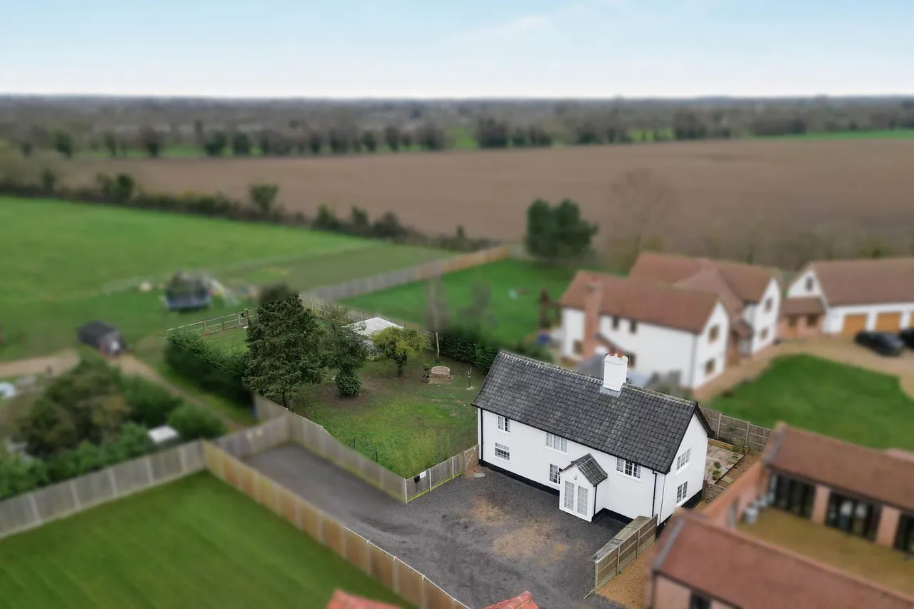 Long Street, Great Ellingham, NR17, photo 3