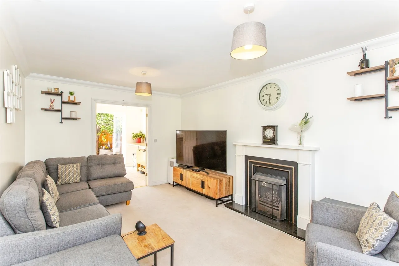 South Park Drive, Papworth Everard, Cambridge, photo 3