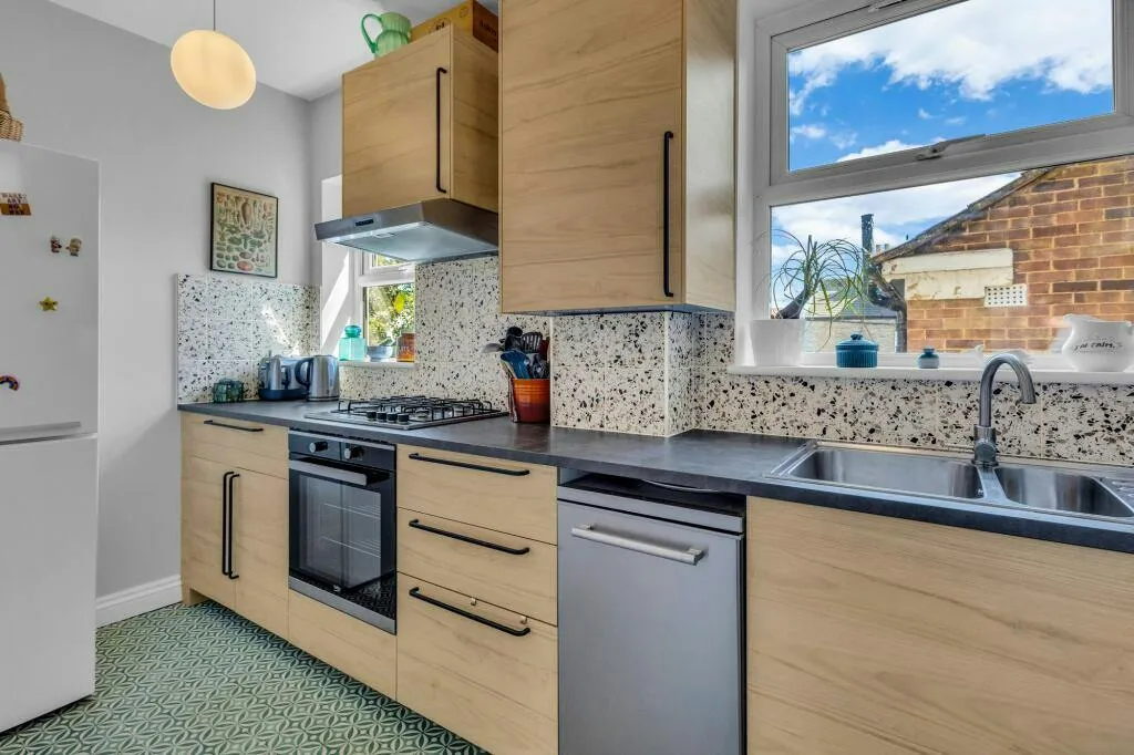 Palmerston Road, London, E17, photo 3