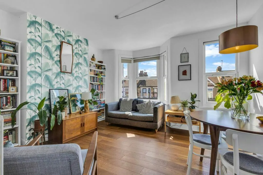 Palmerston Road, London, E17, photo 2