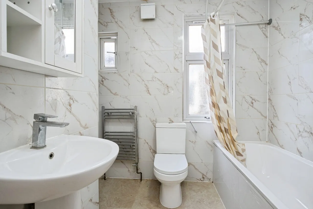 Dames Road, London, E7, photo 8