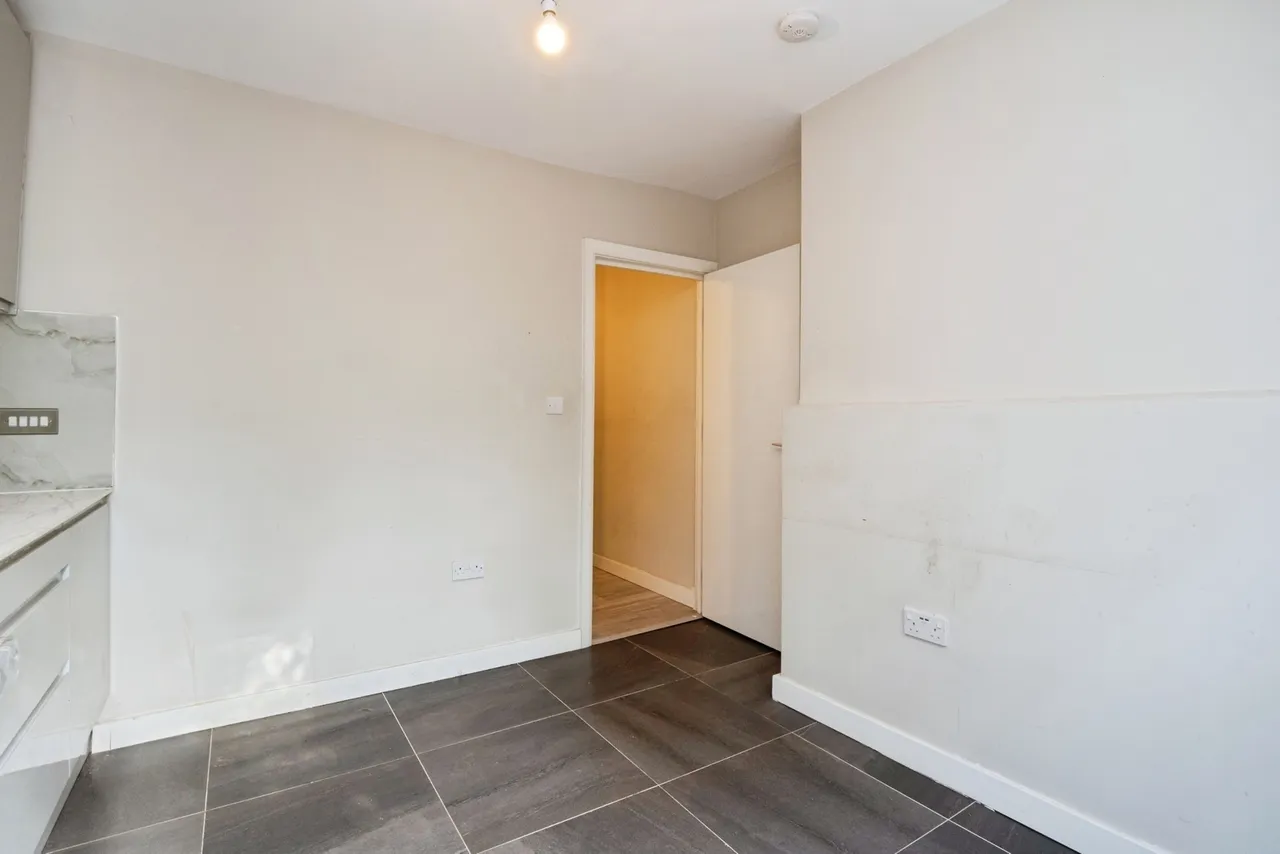 Dames Road, London, E7, photo 6