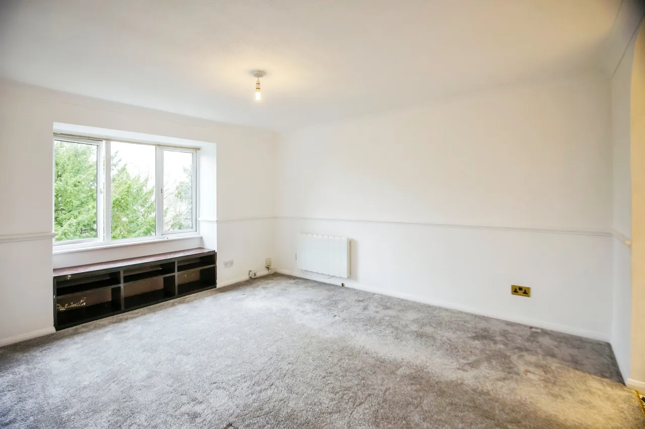 Oakhill Lodge, 15 Reedham Drive, Purley, CR8, photo 6