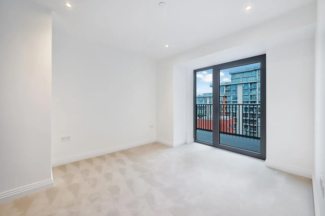 Eden Place, London, E16, photo 4