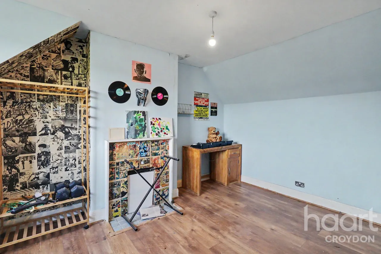 Stoats Nest Road, Coulsdon, CR5, photo 11