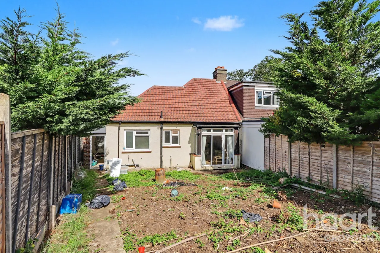 Stoats Nest Road, Coulsdon, CR5, photo 17