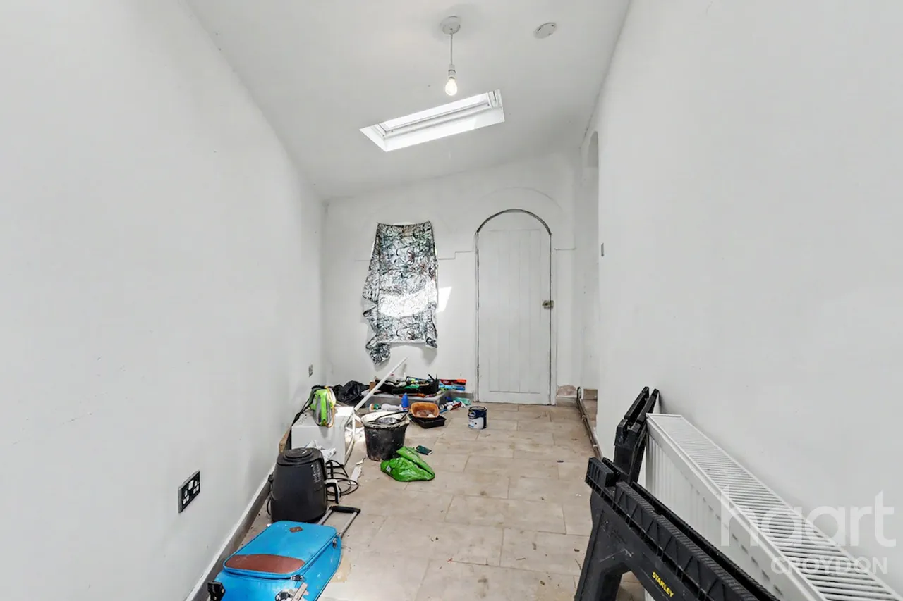 Stoats Nest Road, Coulsdon, CR5, photo 9