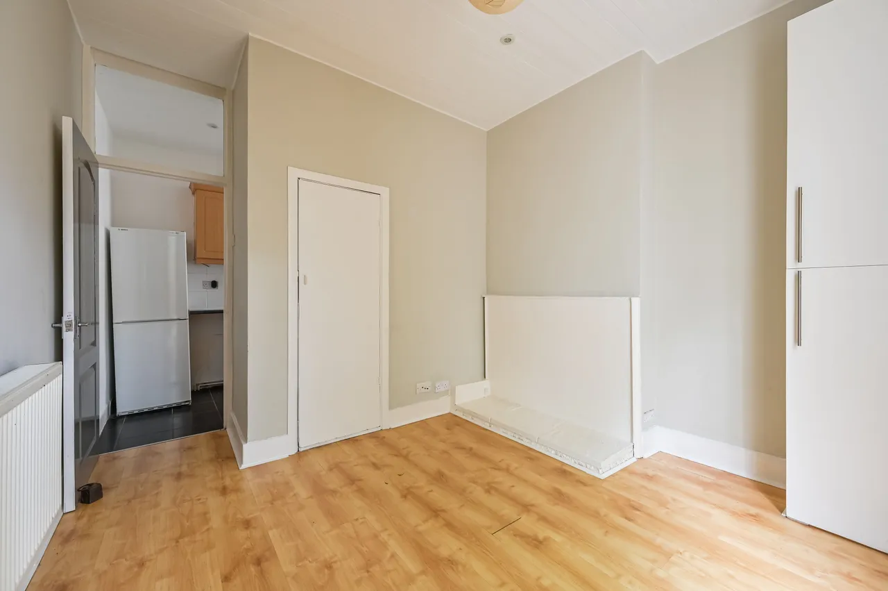 5 Fairbourne Road, London, photo 12