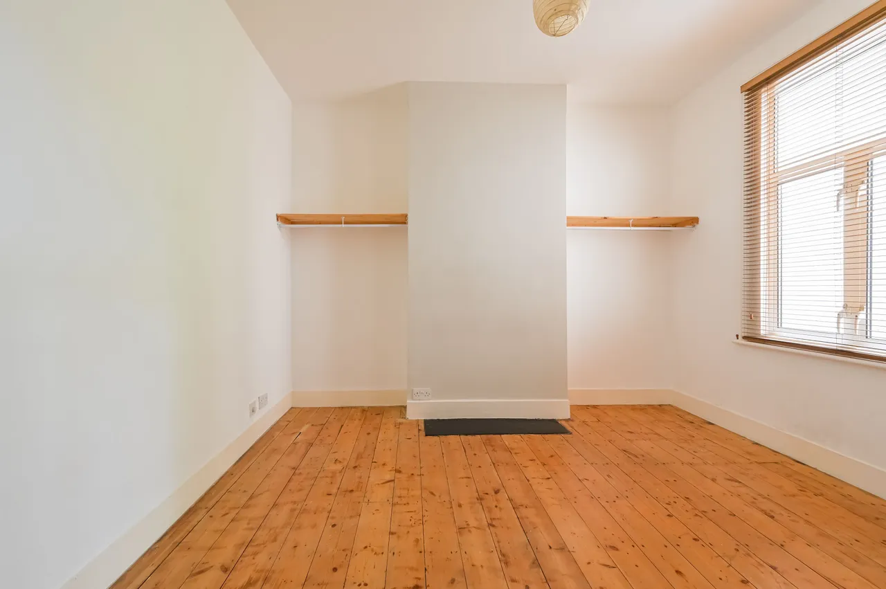 5 Fairbourne Road, London, photo 5