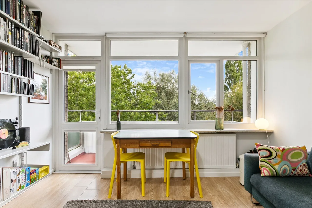Gernigan House, Fitzhugh Grove, Wandsworth, London, SW18, photo 3