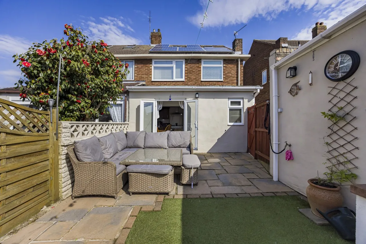 Tynedale Close, Dartford, photo 10