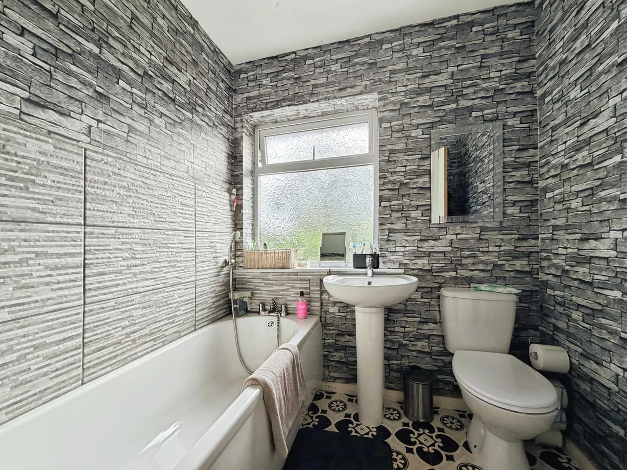 Barkwood Road, Rowlands Gill, NE39, photo 11