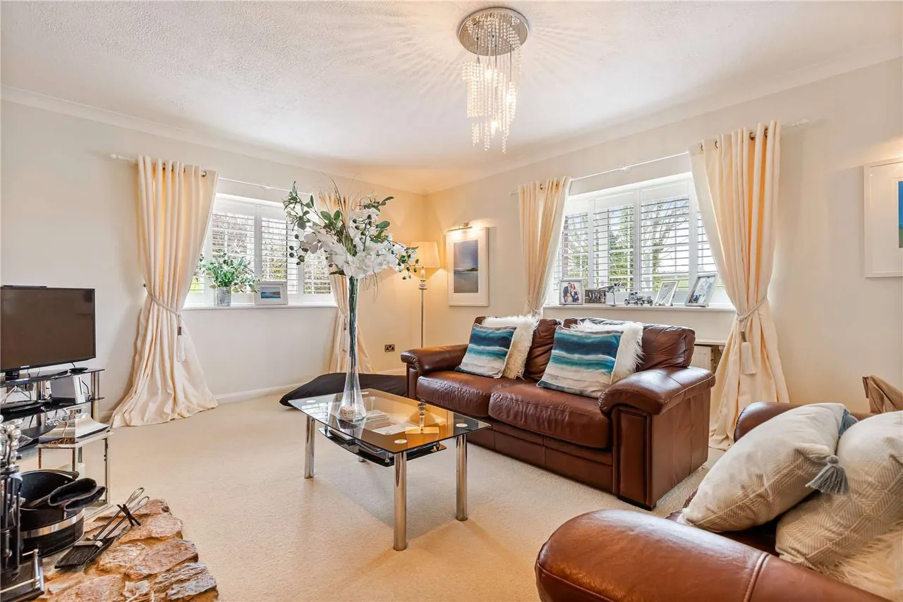 Eddystone Rise, Galmpton, Kingsbridge, Devon, TQ7 3EY, photo 5