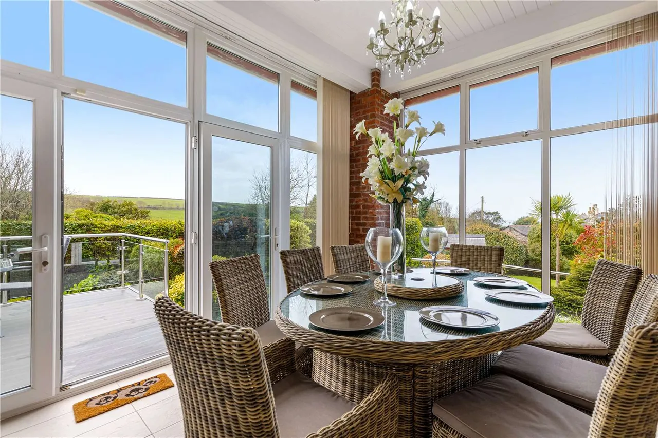 Eddystone Rise, Galmpton, Kingsbridge, Devon, TQ7 3EY, photo 6