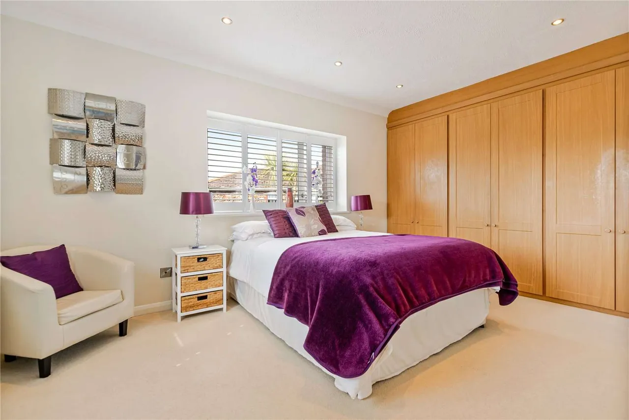 Eddystone Rise, Galmpton, Kingsbridge, Devon, TQ7 3EY, photo 10
