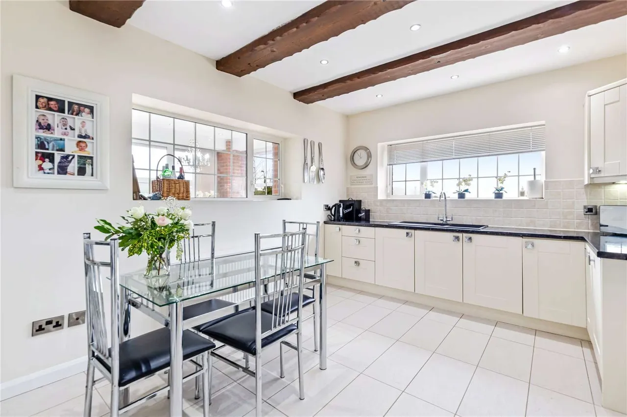 Eddystone Rise, Galmpton, Kingsbridge, Devon, TQ7 3EY, photo 8