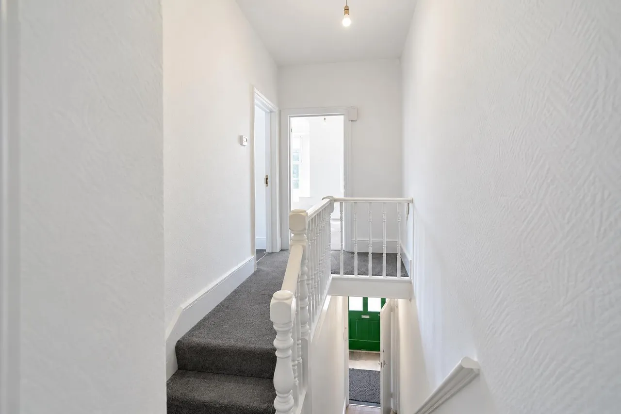 Burdett Avenue, Westcliff-On-Sea, photo 7