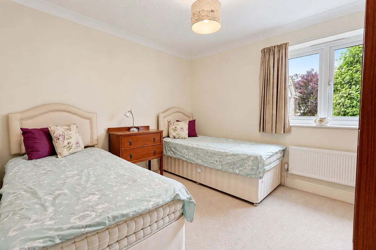 Lyndon Gardens, High Wycombe, HP13, photo 7
