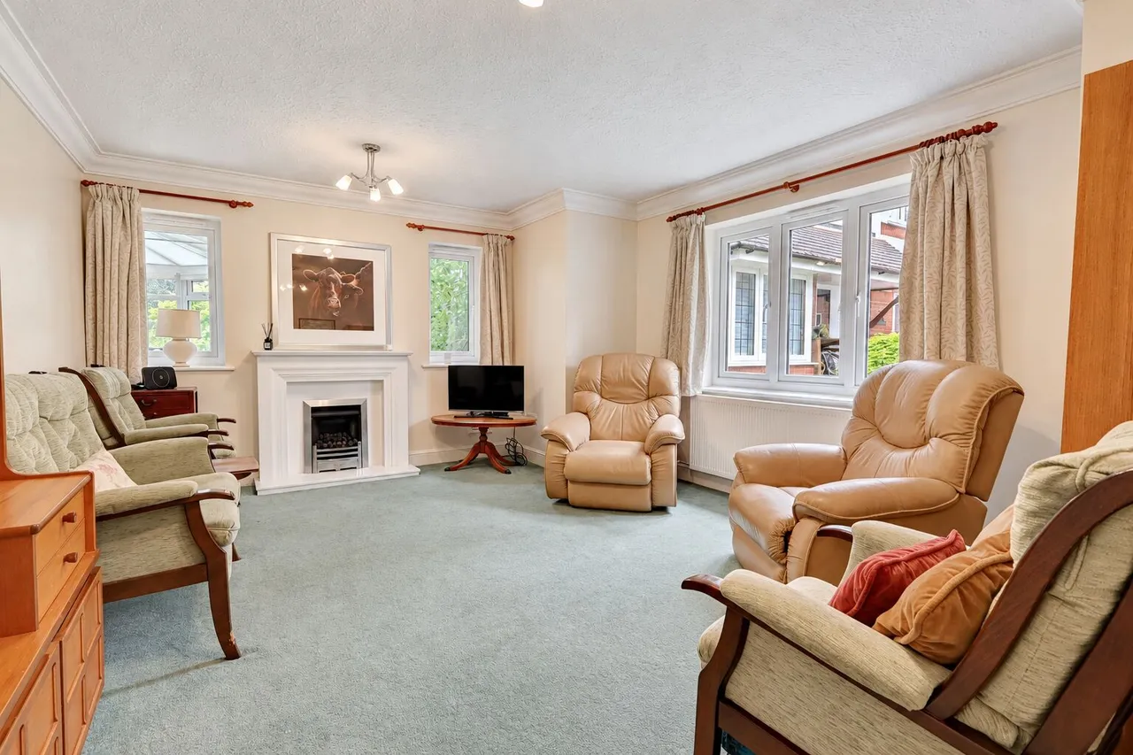 Lyndon Gardens, High Wycombe, HP13, photo 2