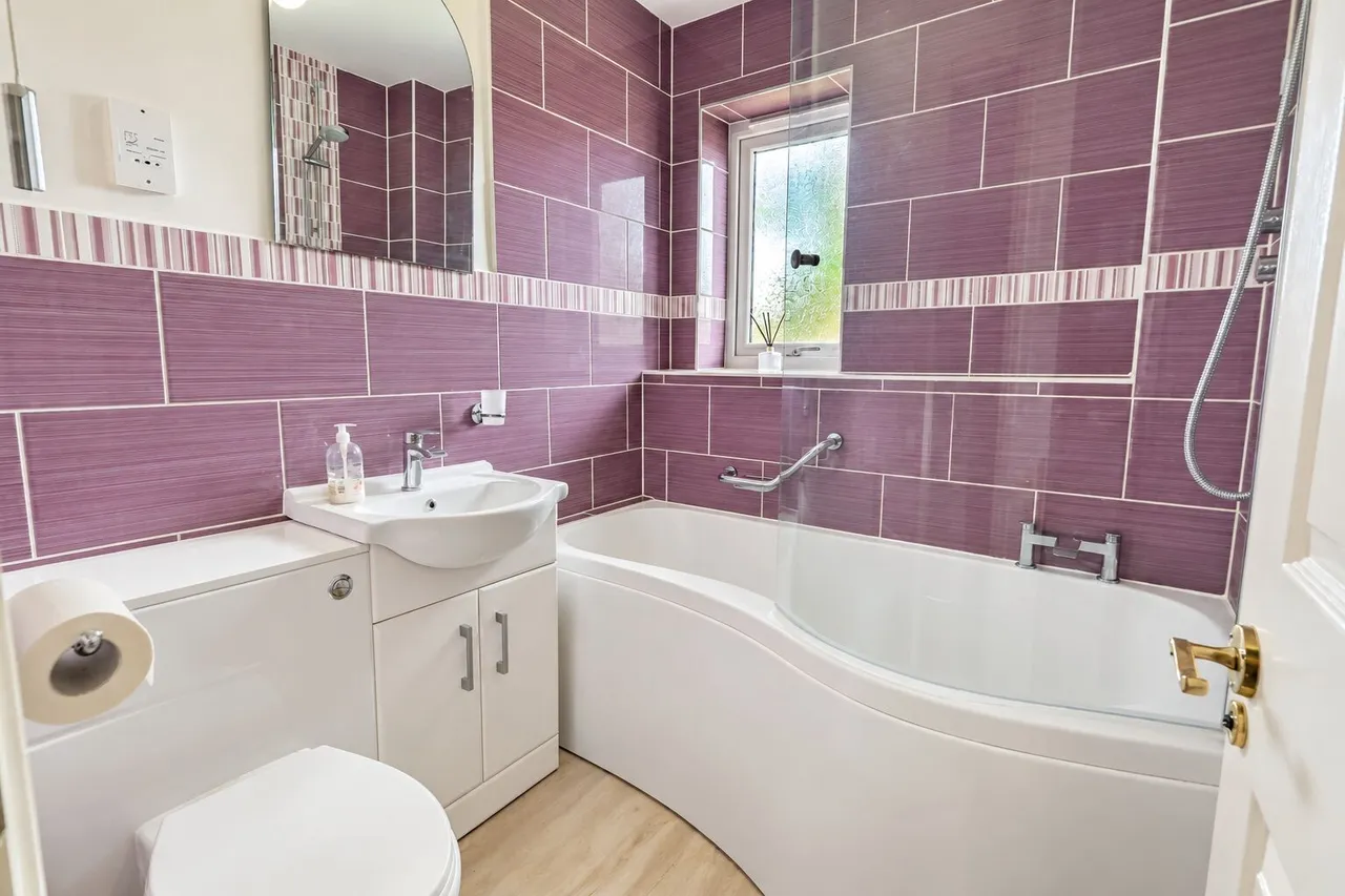 Lyndon Gardens, High Wycombe, HP13, photo 9