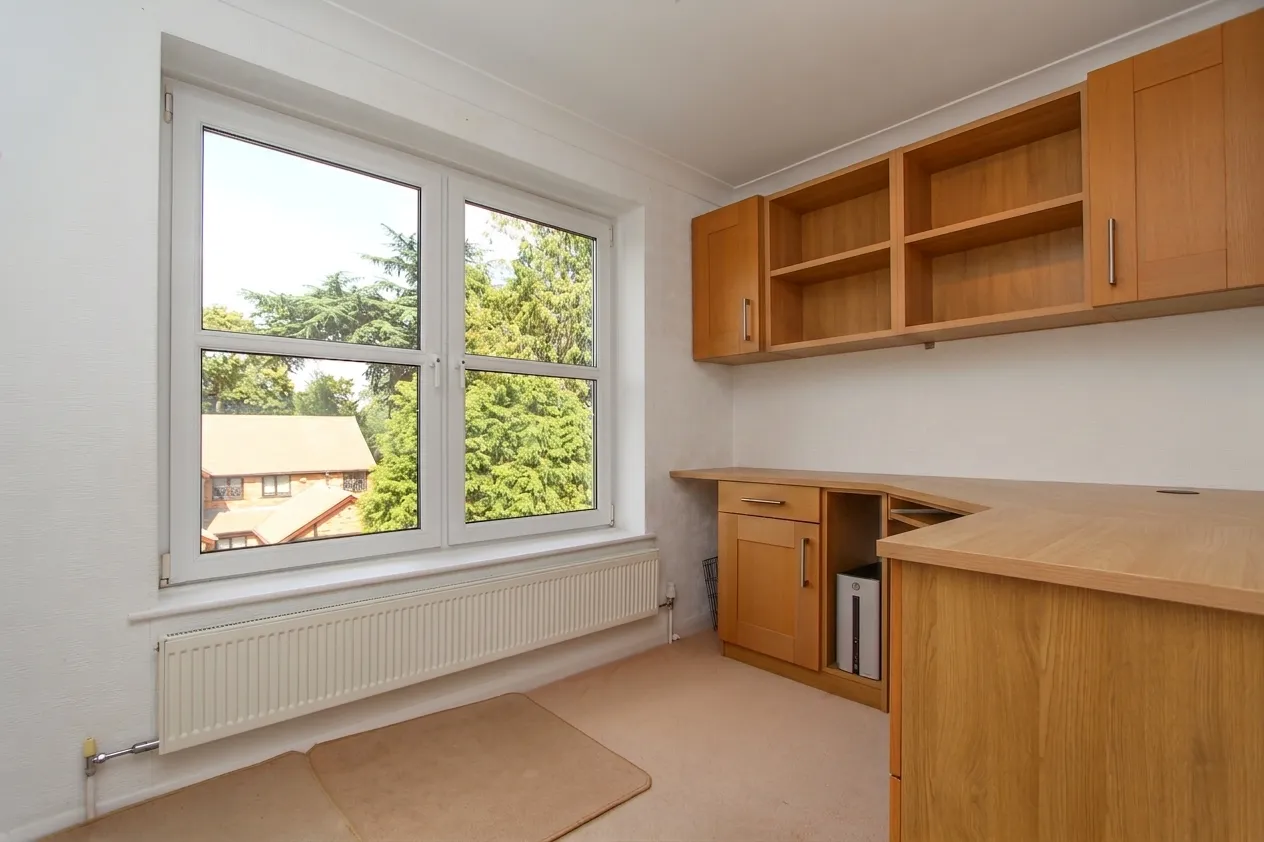 Lakeside, Little Aston, Sutton Coldfield, Sutton Coldfield, B74 3BJ, photo 6