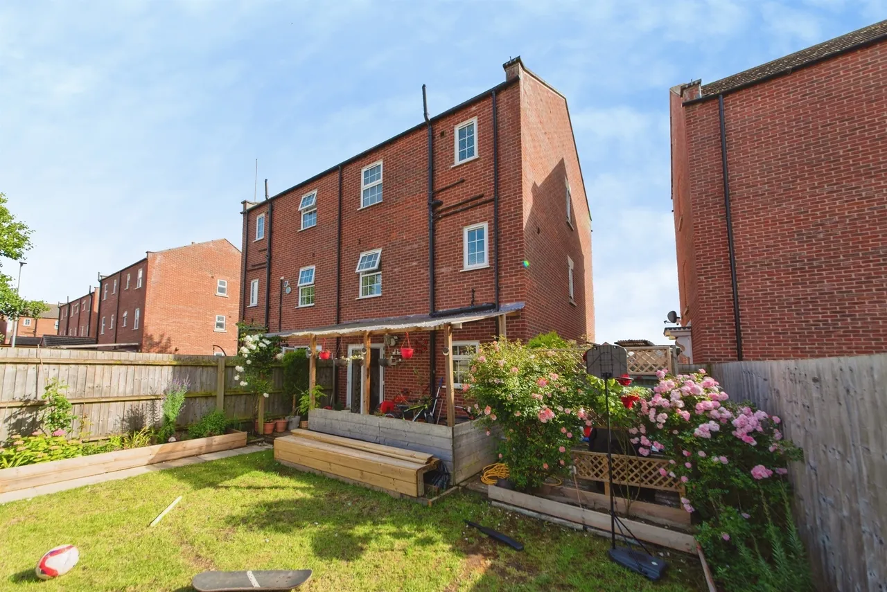Shakespeare Way, Spalding, PE11, photo 22