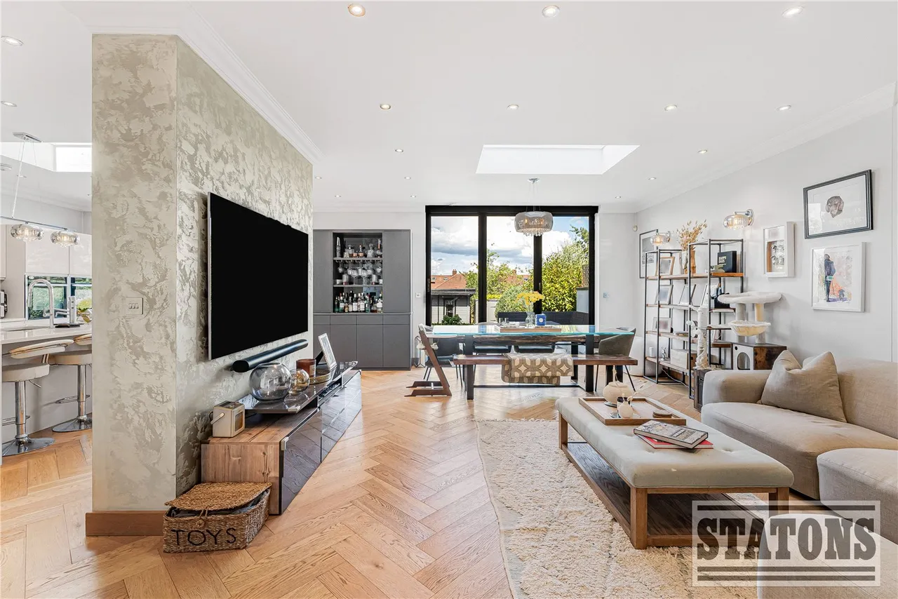 Weirdale Avenue, London, N20 0AN, photo 4