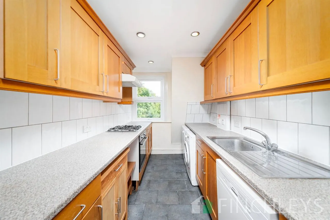 Eversleigh Road, London, N3, photo 4