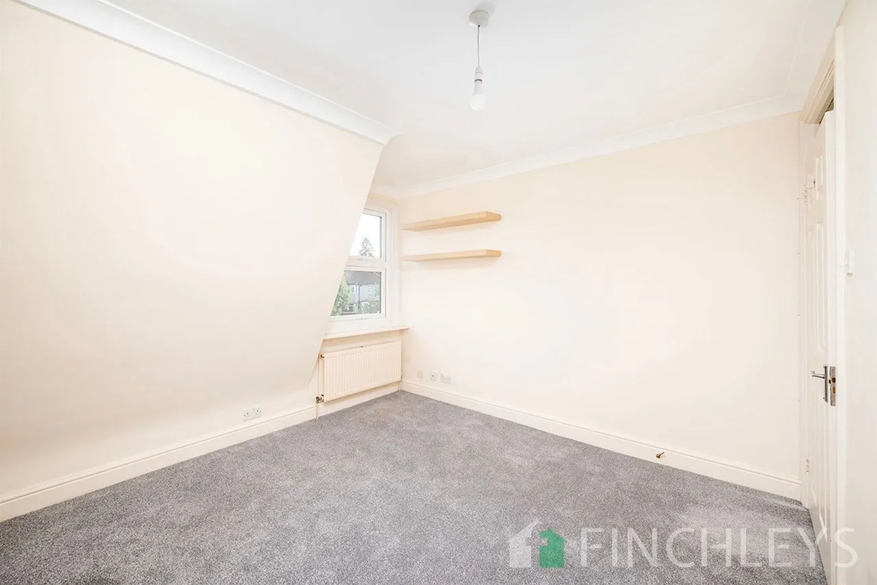 Eversleigh Road, London, N3, photo 9