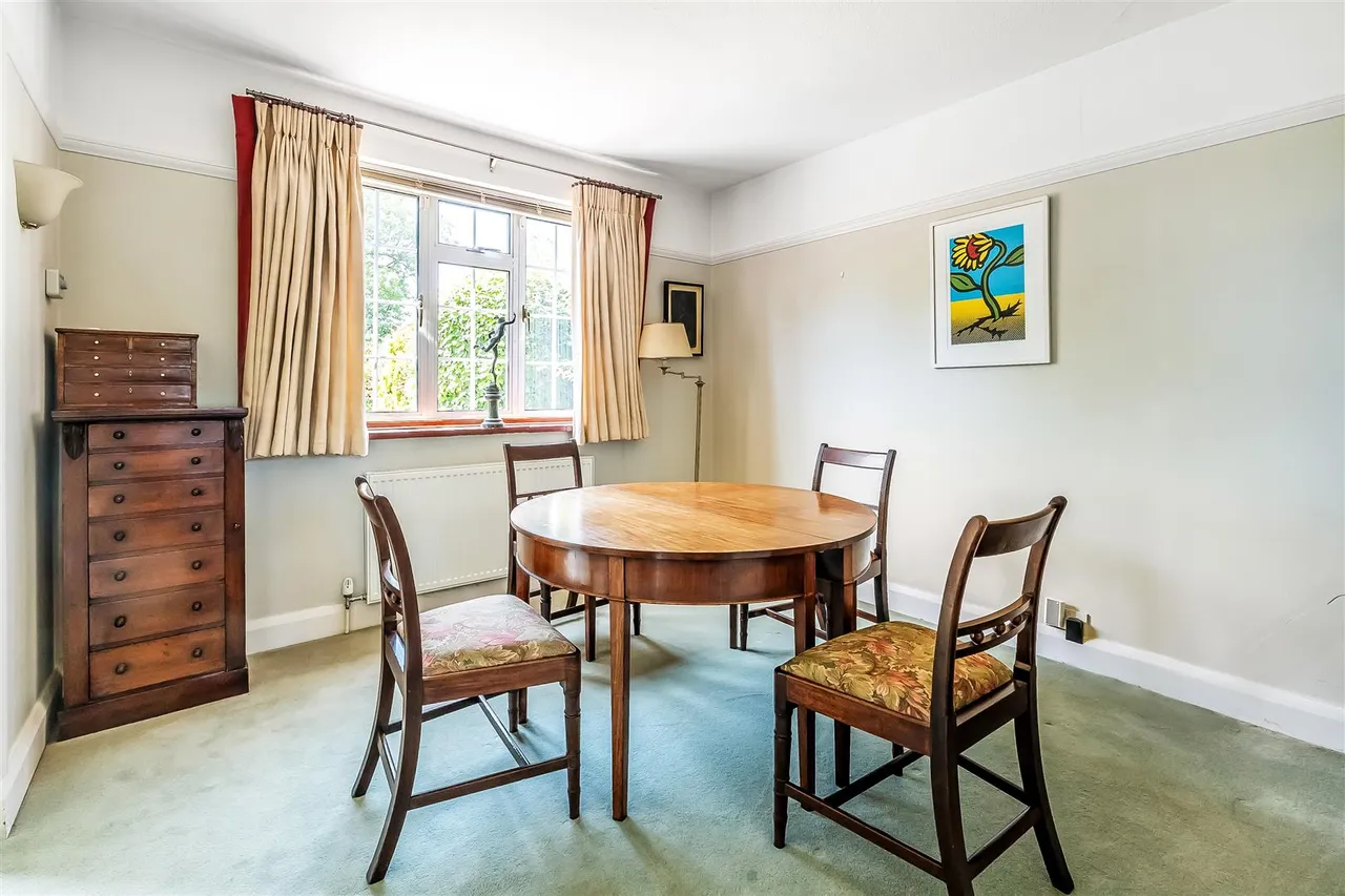 Northfields, Ashtead, KT21, photo 7
