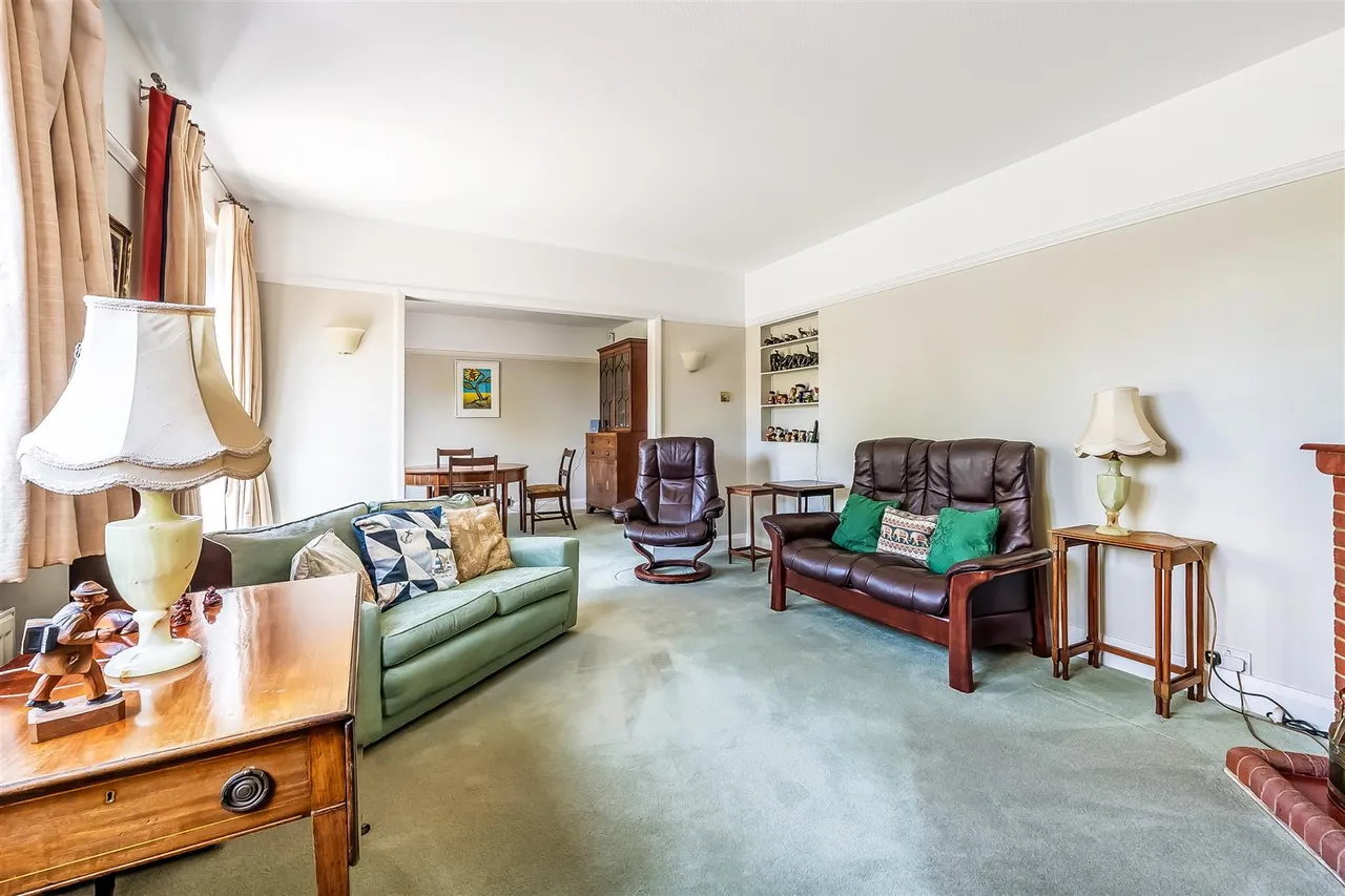 Northfields, Ashtead, KT21, photo 10