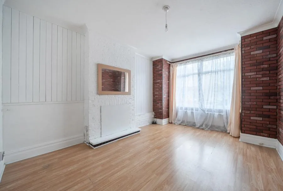 Whitford Gardens, Mitcham, CR4, photo 11