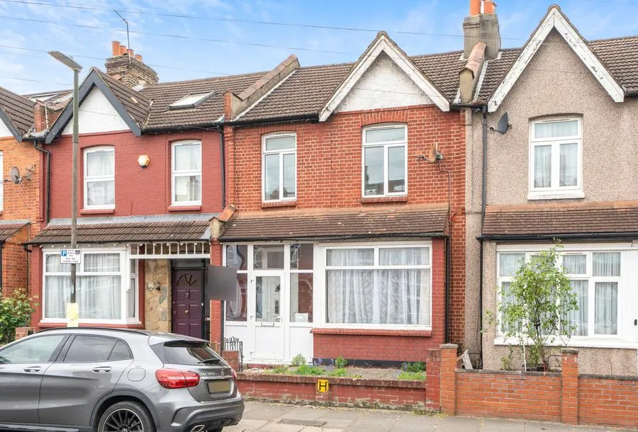 3 bed house for sale, Whitford Gardens, Mitcham, CR4